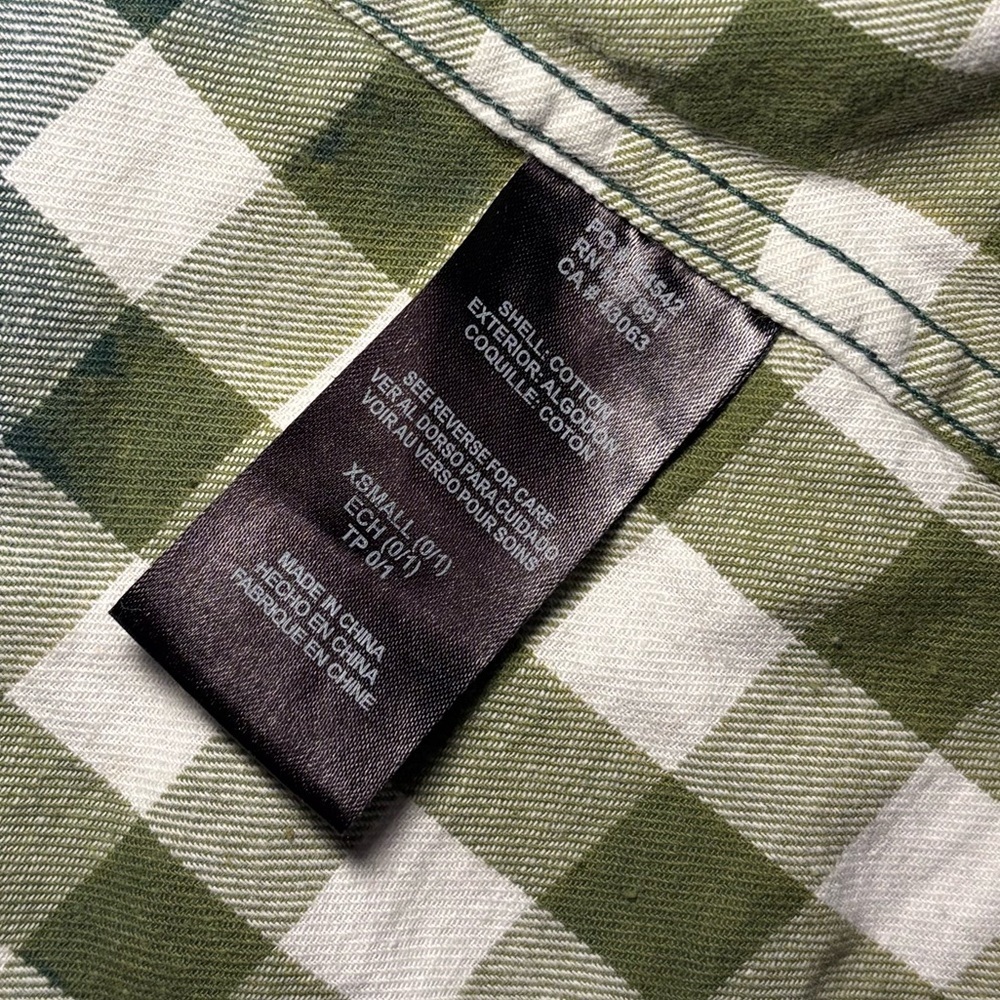 Green Bay Packers Plaid Button-Up Shirt - Women - Picture 2 of 5